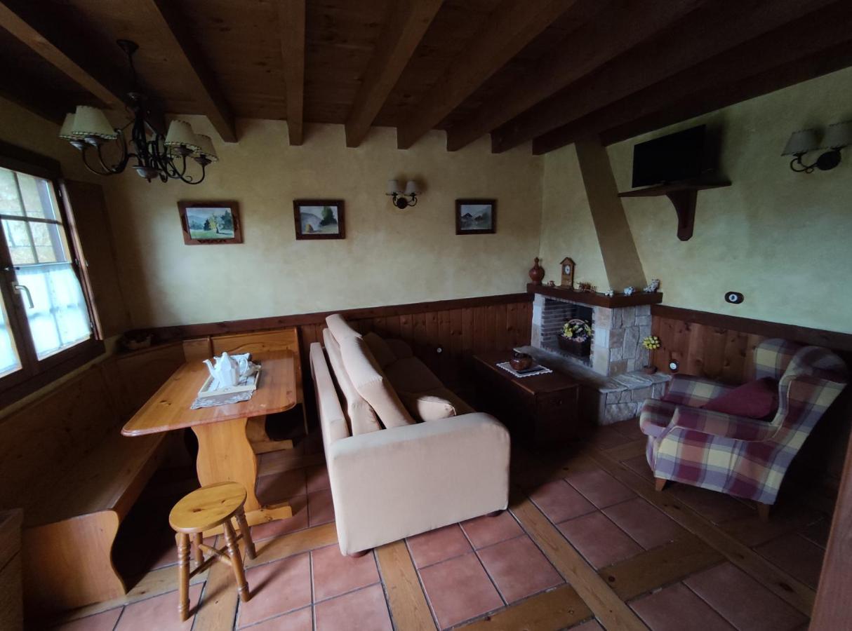 Asturias Apartamentos Rurales Naveces Exteriör bild