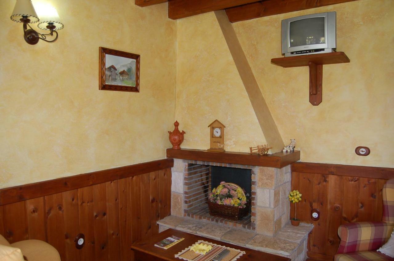 Asturias Apartamentos Rurales Naveces Exteriör bild